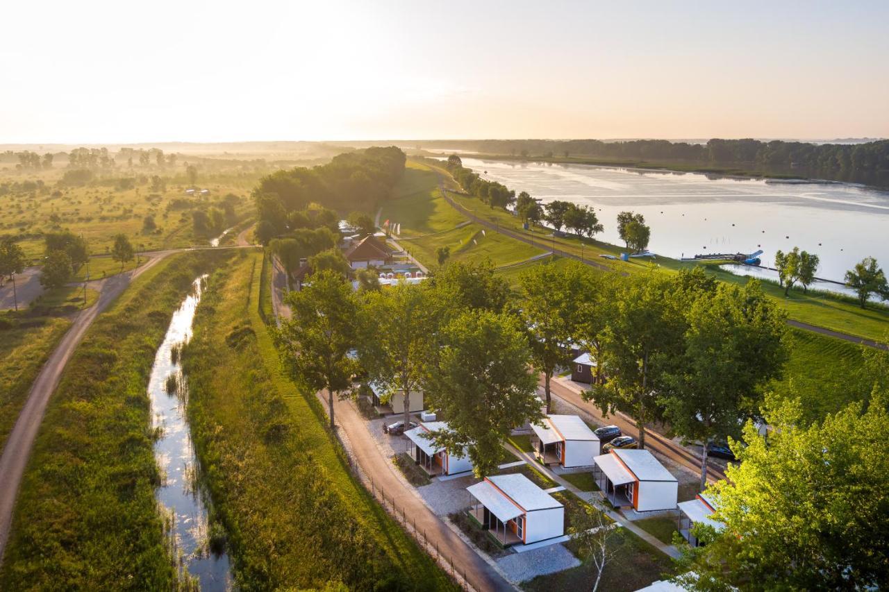 Tisza-To Apartmanpark Kisköre エクステリア 写真