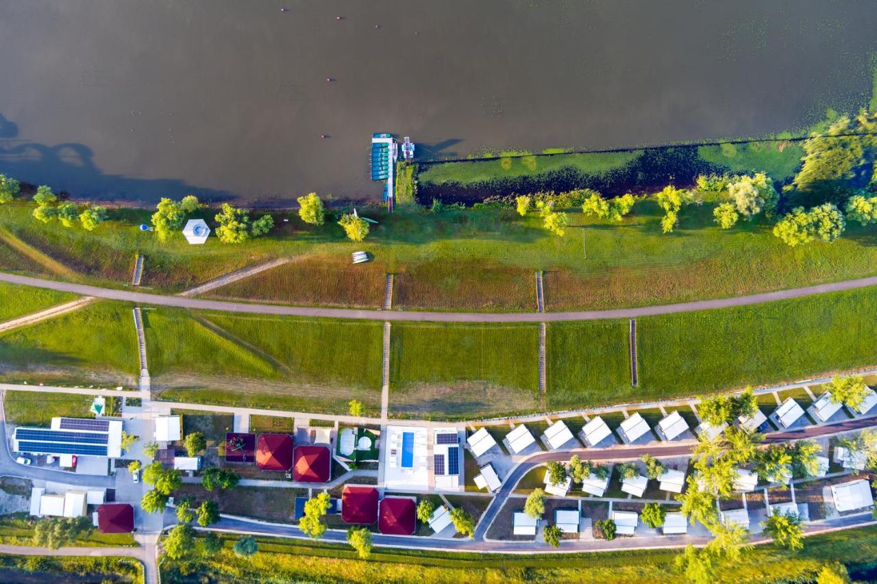 Tisza-To Apartmanpark Kisköre エクステリア 写真