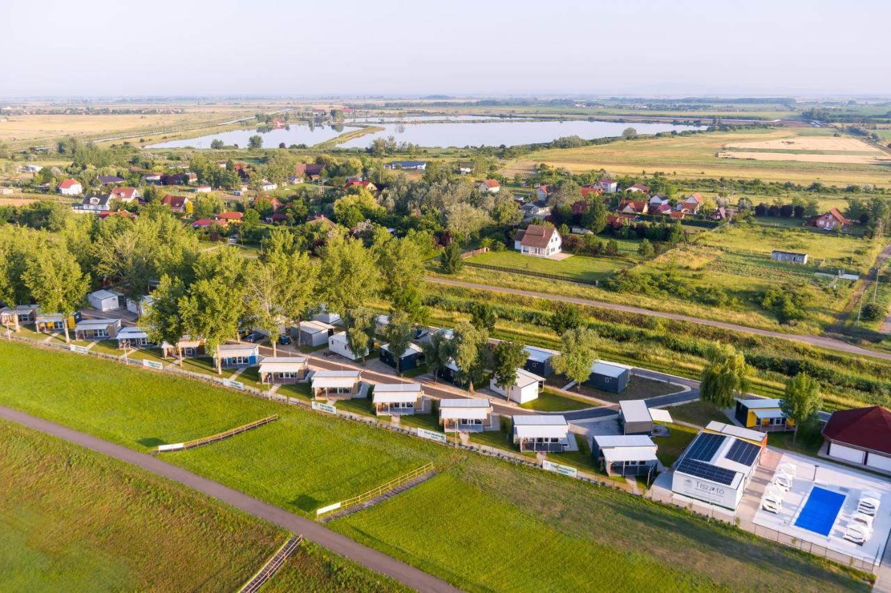 Tisza-To Apartmanpark Kisköre エクステリア 写真