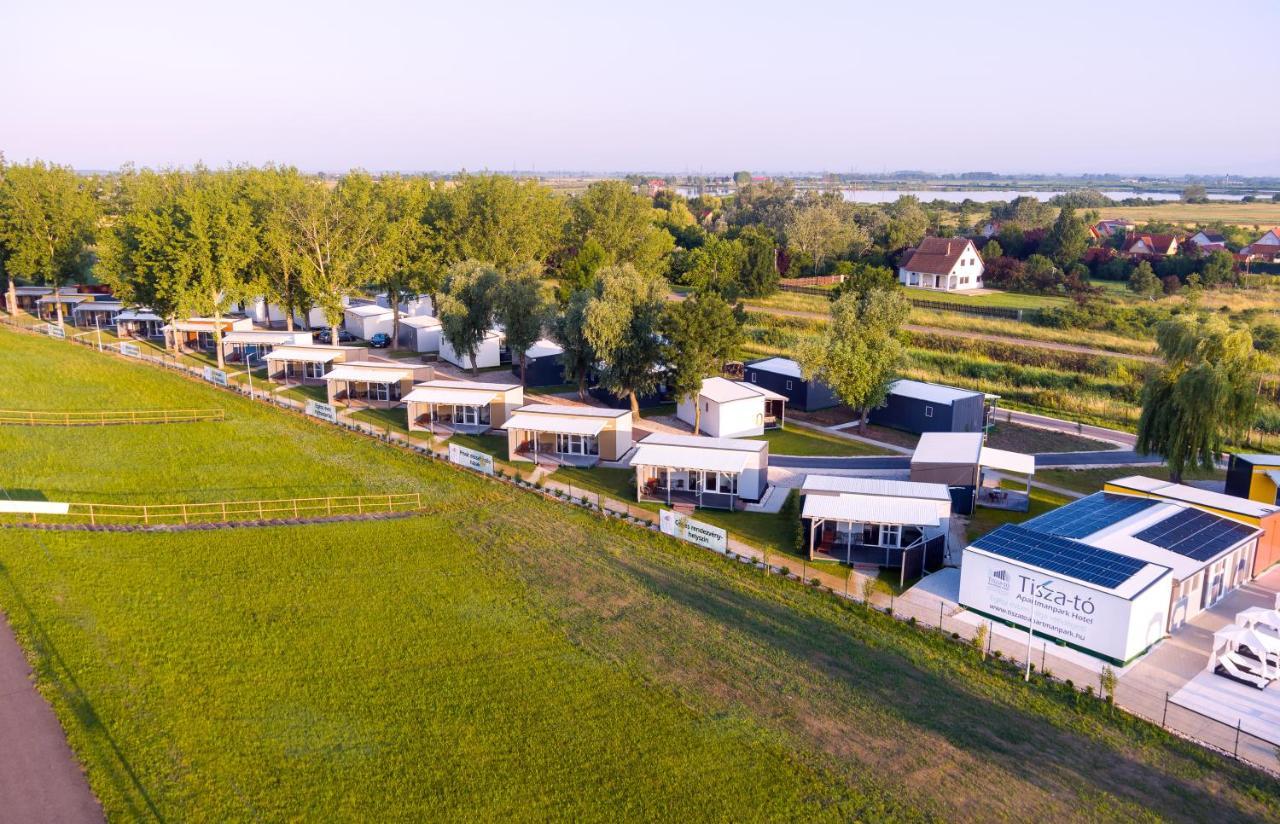 Tisza-To Apartmanpark Kisköre エクステリア 写真