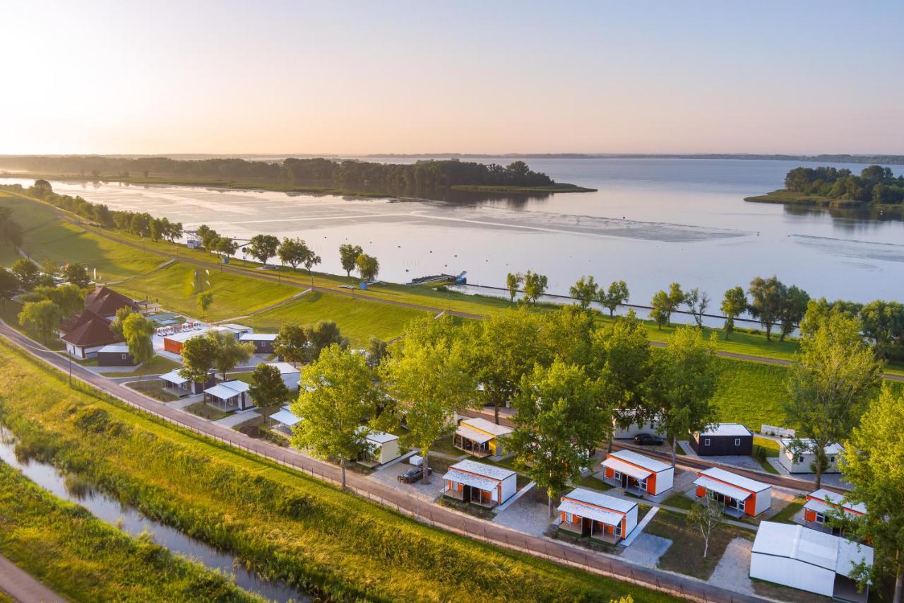 Tisza-To Apartmanpark Kisköre エクステリア 写真