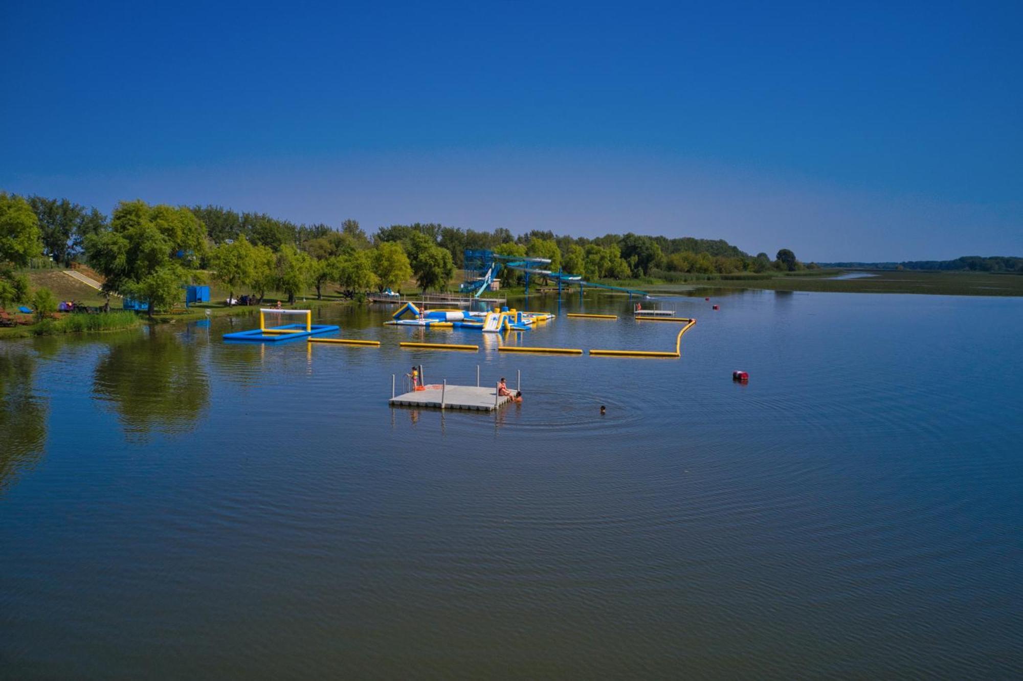 Tisza-To Apartmanpark Kisköre エクステリア 写真