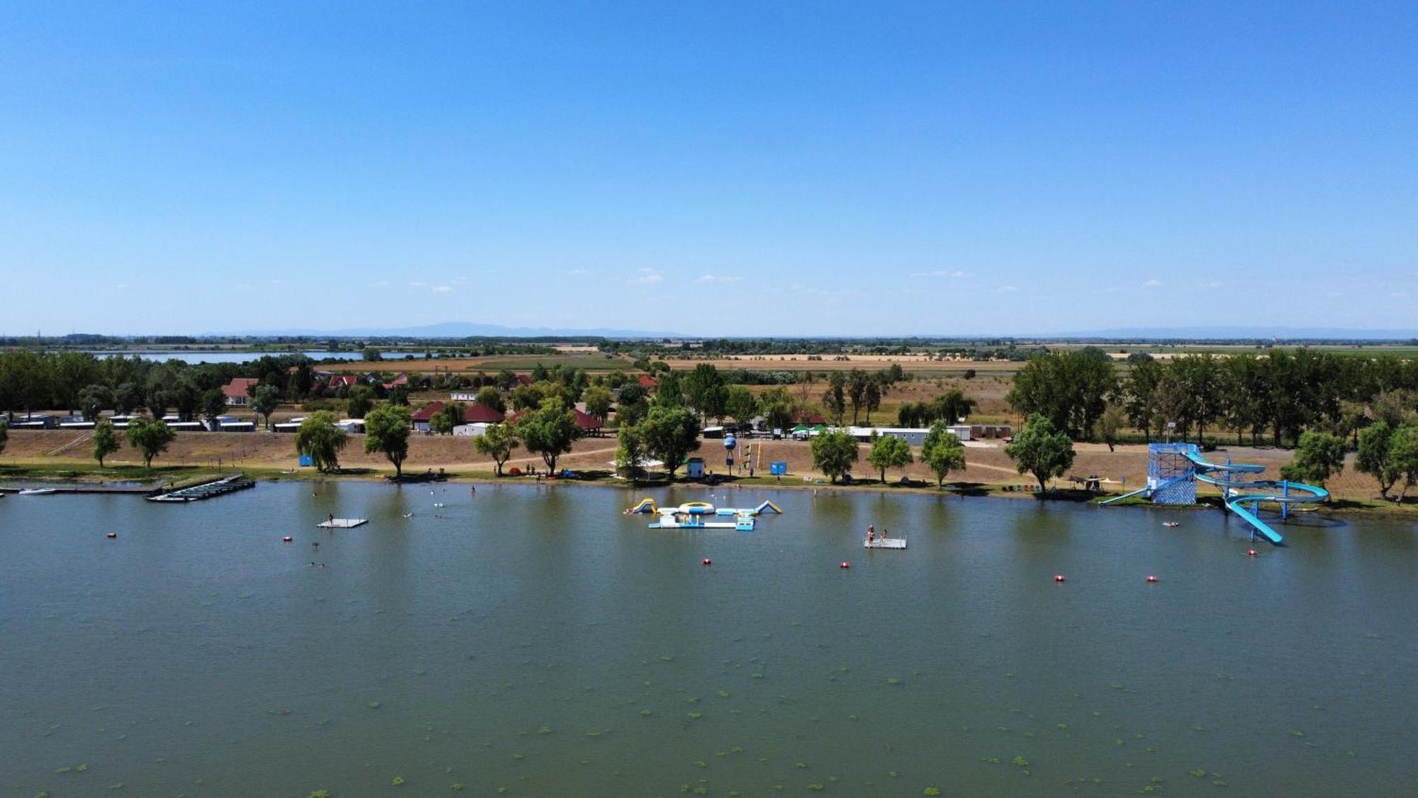 Tisza-To Apartmanpark Kisköre エクステリア 写真